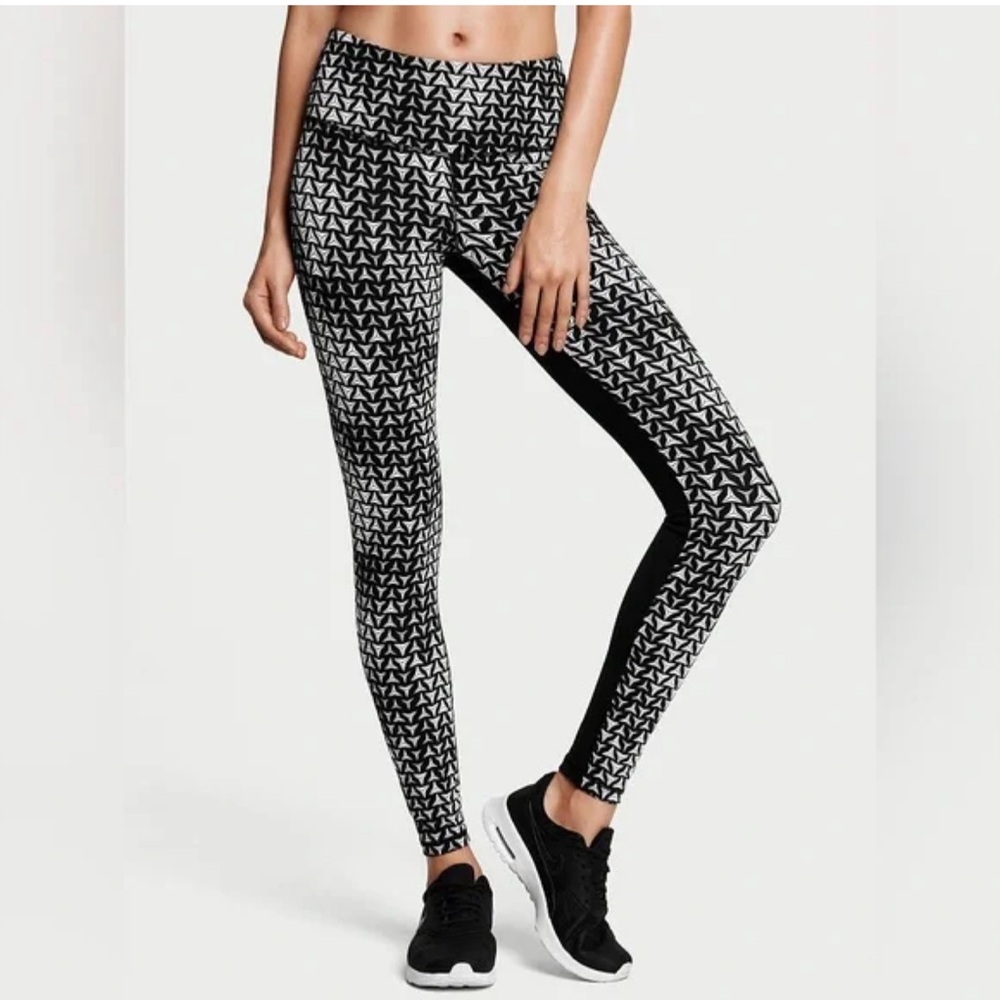 Victoria’s Secret VSX Knockout Leggings Tight Black And White Geometric